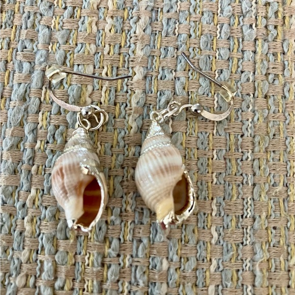 Shell Drop Earrings - Picture 3 of 5